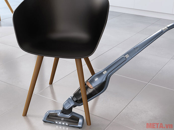 Máy hút bụi không dây Electrolux ZB3311