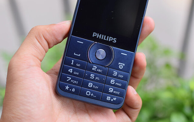 Điện thoại Philips E316