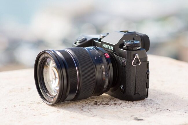 Máy Ảnh Fujifilm X-H1 Body   Grip