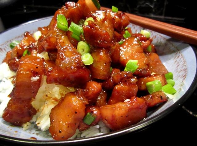 Lò vi sóng Electrolux 20L EMM2021GW