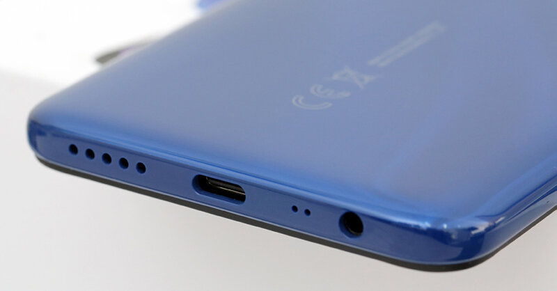 Điện thoại Xiaomi Redmi 8 (3GB/32GB)