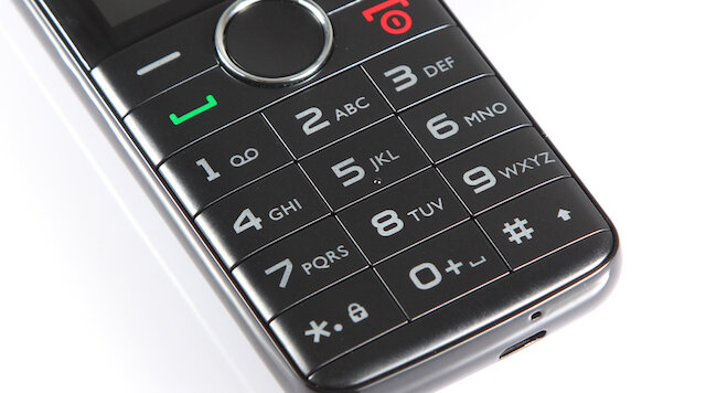 Điện thoại Philips E220