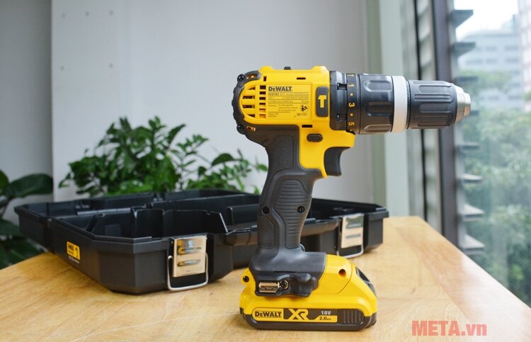 Máy khoan động lực pin DeWalt DCD785D2