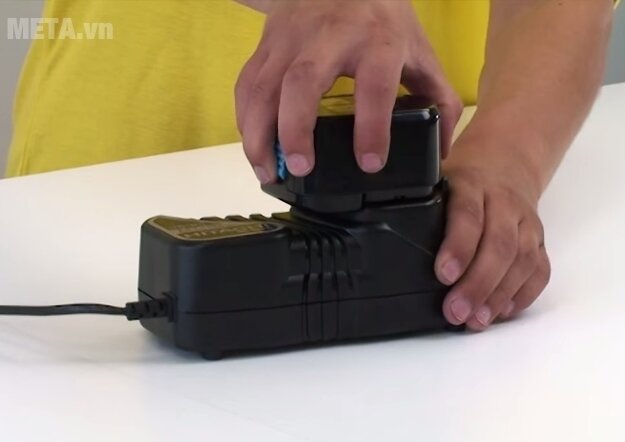 sử dụng pin sử dụng pin