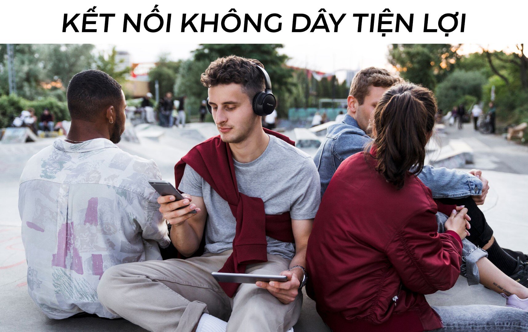 Tai nghe Bluetooth PIONEER SE-S3BT(B)CZU Màu đen