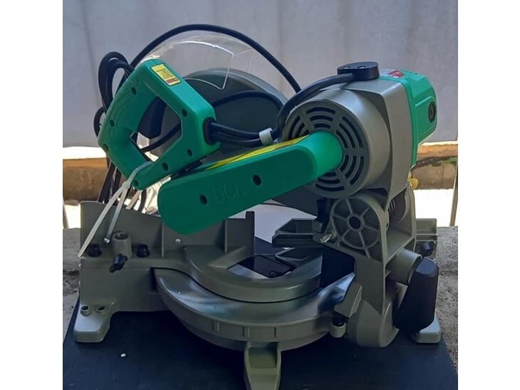 Máy cắt nhôm có tốc độ cắt nhanh Máy cắt nhôm