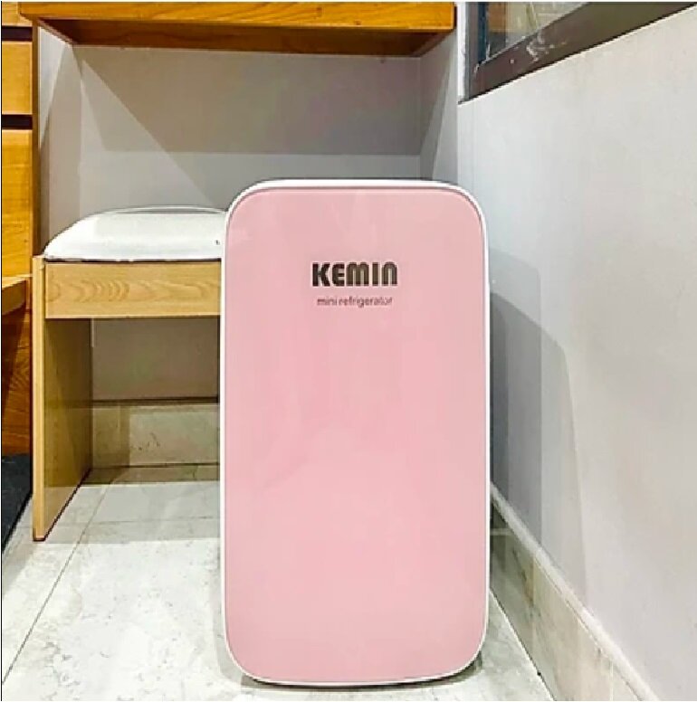 Tủ lạnh mini Kemin K25 25L phù hợp với nhiều đối tượng sử dụng