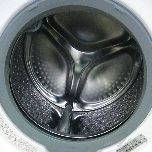 Cửa lồng rộng lớn