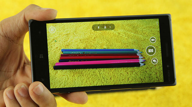 Điện thoại Nokia Lumia 830