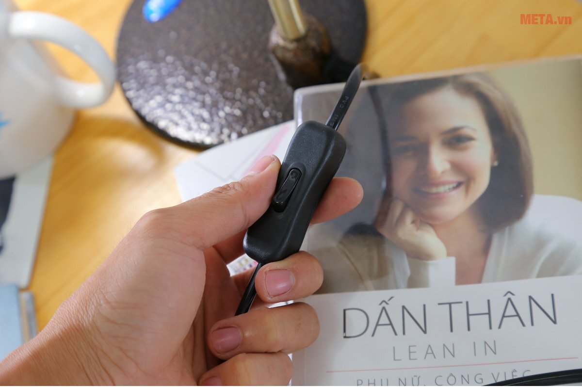 Đèn bàn kiểu cổ cao cấp V-light M-Led 6W