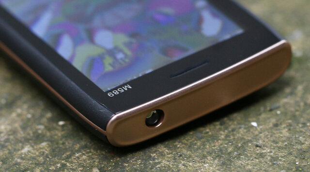 Điện thoại MOBELL M589