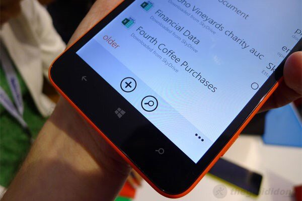 Điện thoại Nokia Lumia 1320