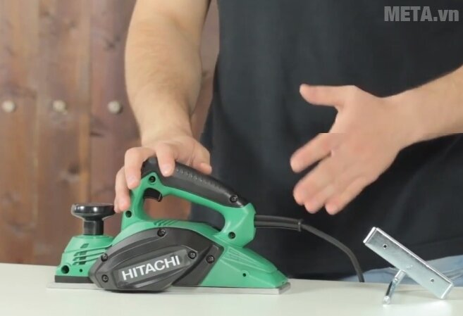 Máy bào 750W Hitachi P20SB Máy bào 750W Hitachi P20SB