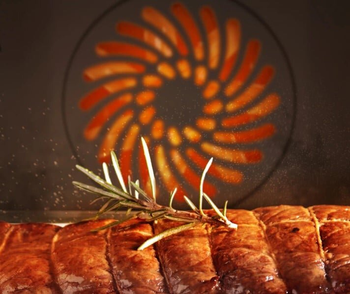 Lò nướng âm tủ Samsung NV7B41201AS/SV có chế độ tự làm sạch tiện lợi