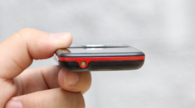 Điện thoại Mobell M328