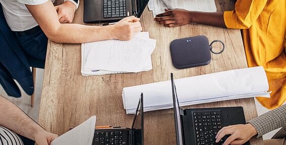 Loa Bluetooth LG Xboom Go PN1 - Nhiều tiện ích