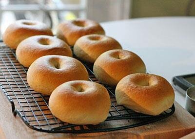 Máy làm bánh mỳ Tiross TS821