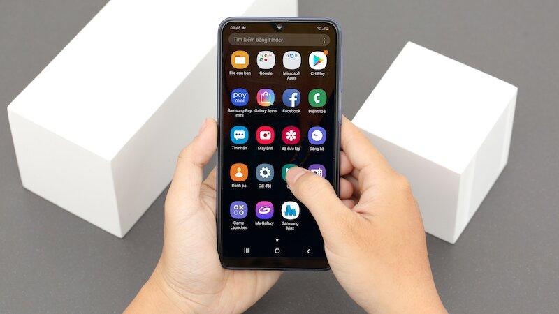 Điện thoại Samsung Galaxy A10 màn hình hiển thị