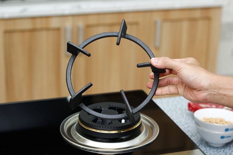 Bếp gas âm Sunhouse SHB8836 Bếp gas âm Sunhouse SHB8836