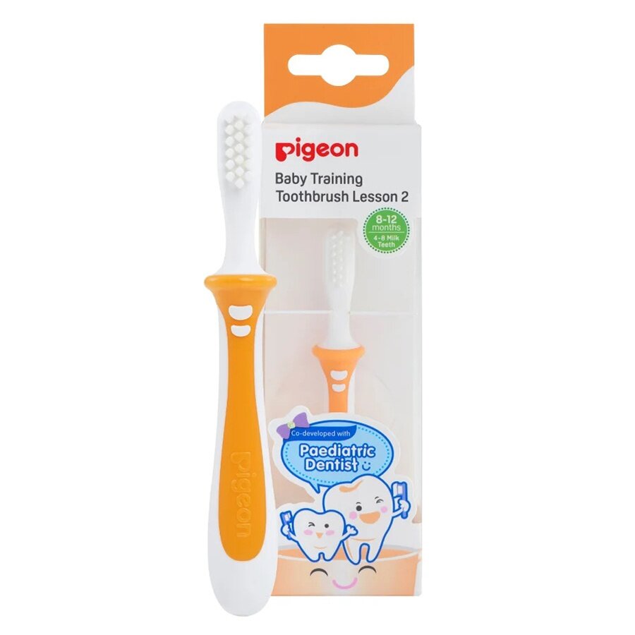 Bàn chải đánh răng Pigeon bước 2 (Màu cam) cho bé từ 8-12 tháng tuổi