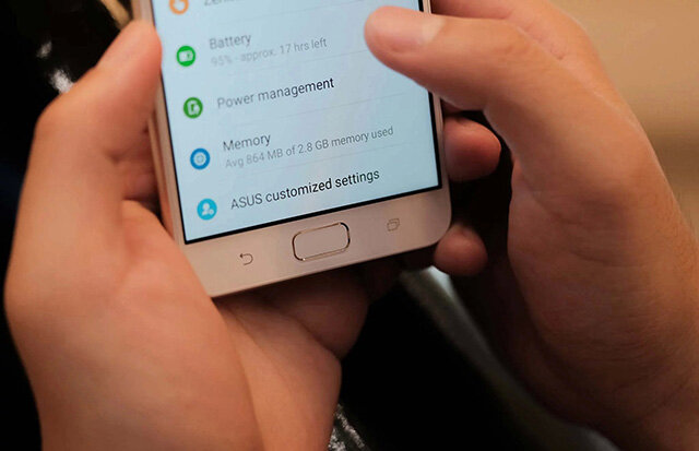 Điện thoại Asus Zenfone 4 Max Pro ZC554KL