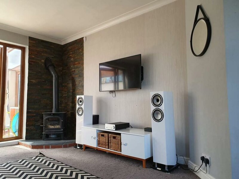 Loa Tannoy DC4 Revolution