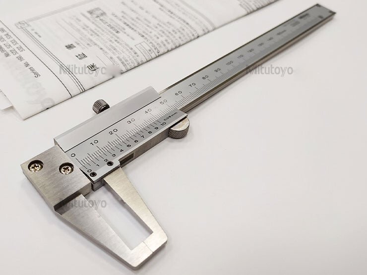 Mitutoyo 536-151 làm từ thép Mitutoyo 536-151