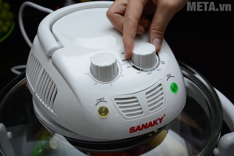 Lò nướng thủy tinh Sanaky VH 148T/D - 14 lít