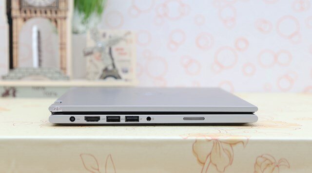 Laptop Dell Inspiron 3148 i3 4030U/4GB/500GB/Win8.1