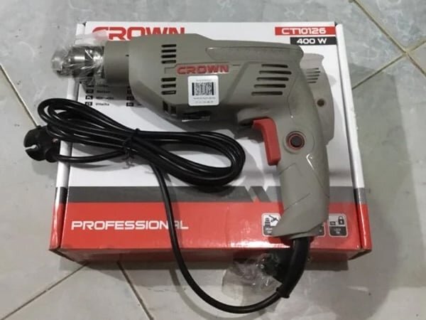 Máy khoan có công suất 400W Crown CT10126
