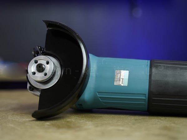 Vị trí lắp đá mài Máy mài góc