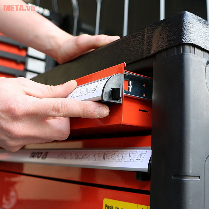 Tủ đựng đồ nghề Yato 3 ngăn YT-09151