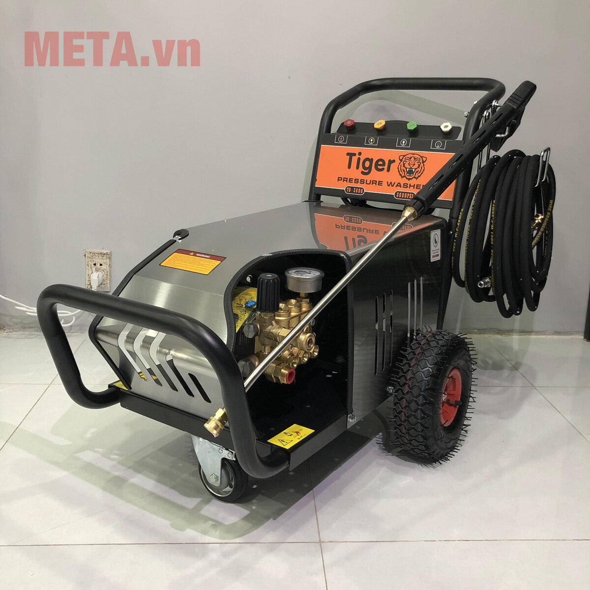 Máy phun xịt rửa xe cao áp Tiger UV-3600 7.5KW