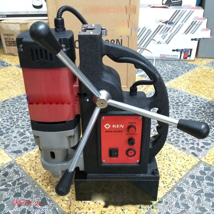 Máy khoan từ Ken 6028N