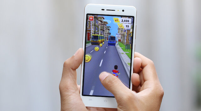 Điện thoại Mobell Nova i4