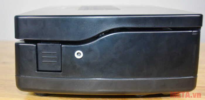 Máy hút chân không Sunhouse SHD5833