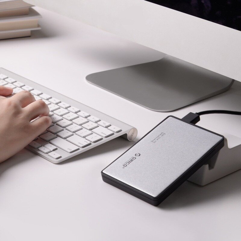 Hộp đựng ổ cứng 2.5 inch Orico 2588US3-RD