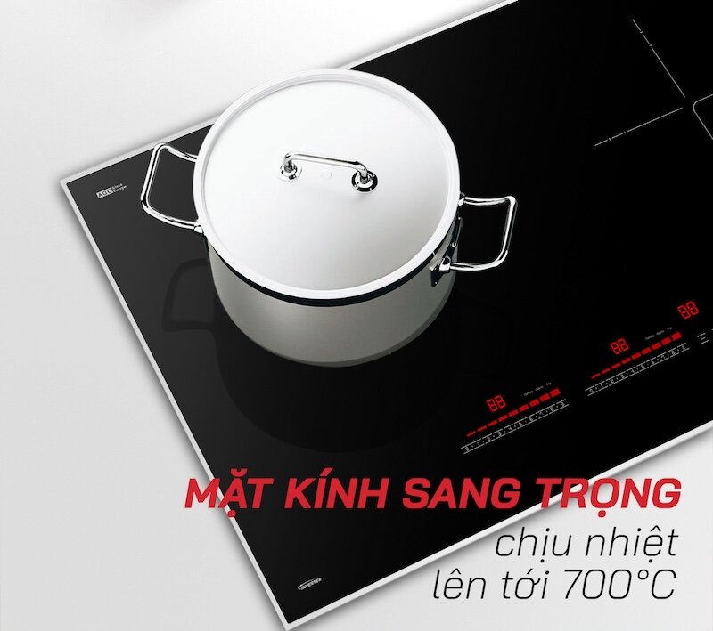 Bếp từ Sato IH668Plus (B) sử dụng mặt kính Schott Ceran bền đẹp (Ảnh: Sato).