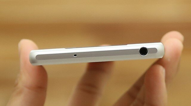 Điện thoại Sony Xperia Z2