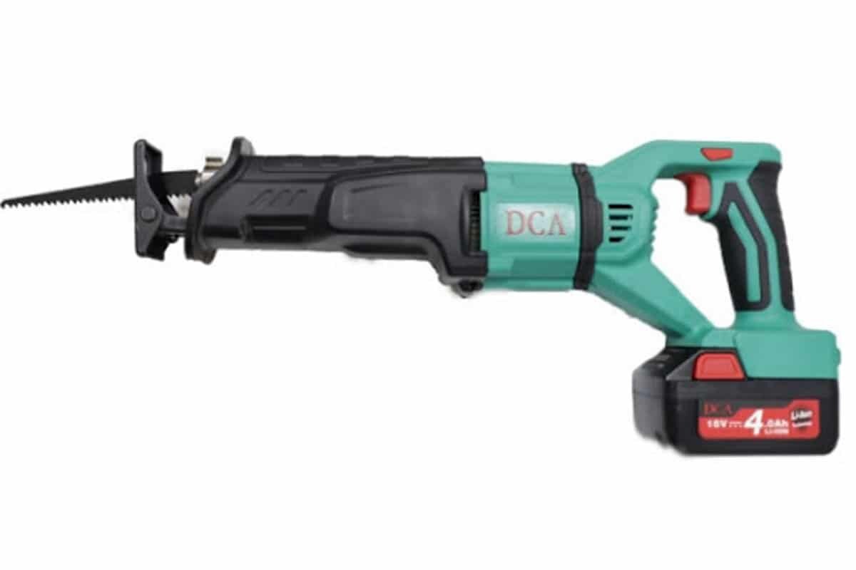 Máy cưa kiếm pin 18V DCA ADJF28B