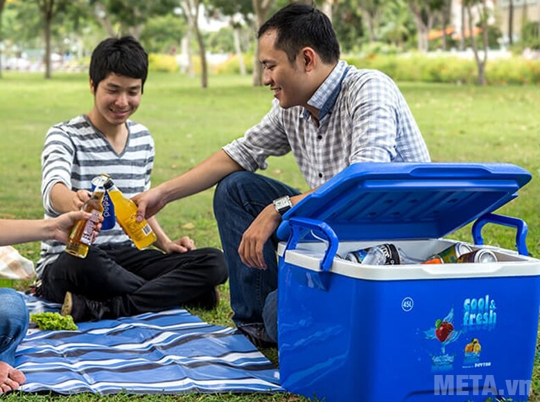 Thùng đá Duy Tân - 35 lít Thùng đá Duy Tân - 35 lít