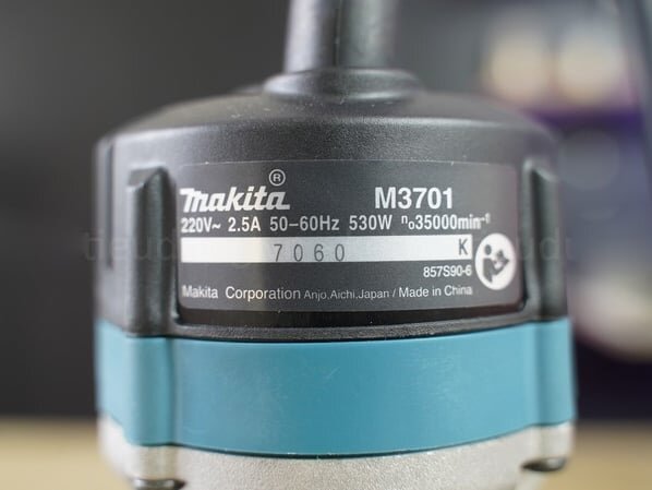 Thông số kỹ thuật của máy phay gỗ Makita M3701B