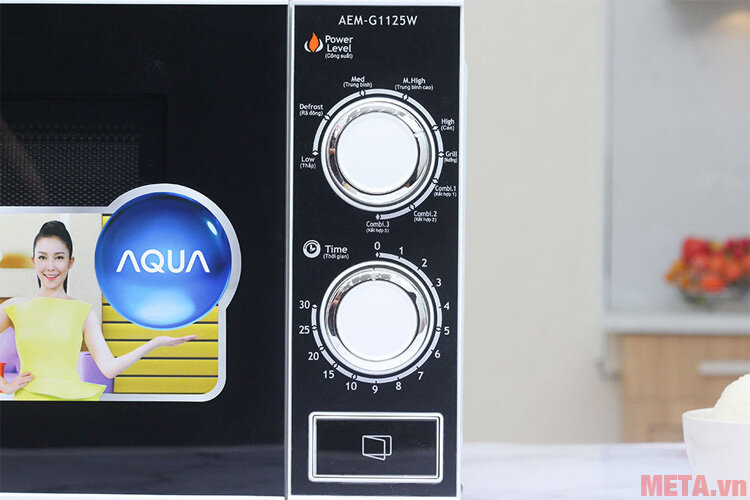 Lò vi sóng Aqua AEM-G1125W (17 lít)