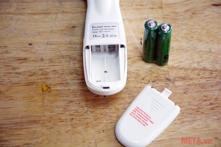 Nhiệt kế hồng ngoại đo tai PolyGreen KI-8120