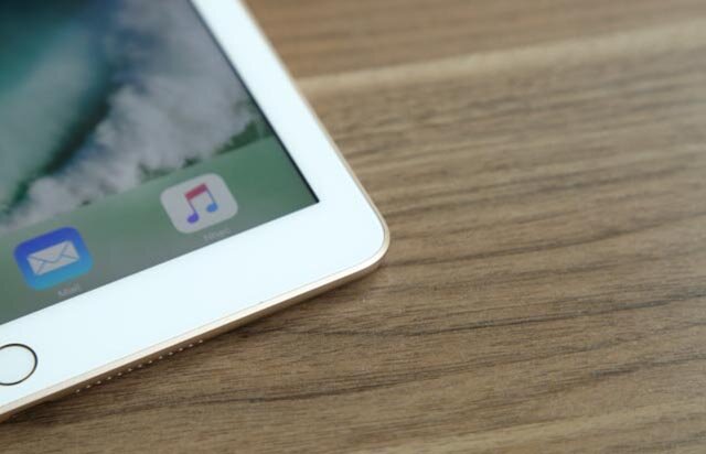 Máy tính bảng iPad Wifi 128GB (2017)