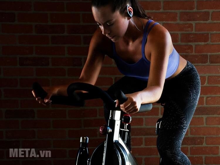 Tai nghe thể thao không dây Bluetooth Braven Flye Sport Reflect - Silver/Green