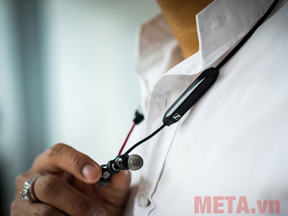 Tai nghe bluetooth Sennheiser Momentum Free