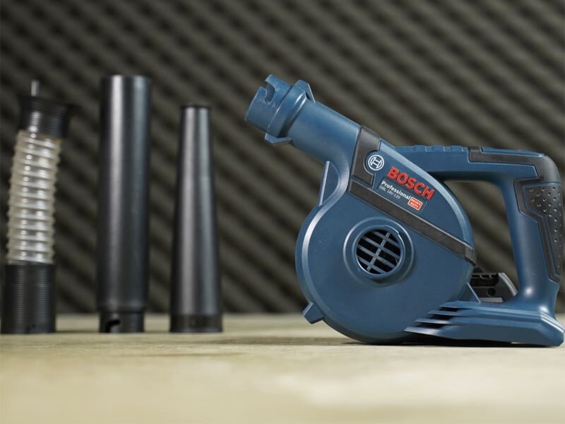 Đánh giá máy thổi bụi dùng pin GBL 18V-120 Solo 06019F51L0