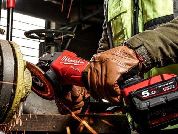 Trang bị 5 mức cài đặt tốc độ