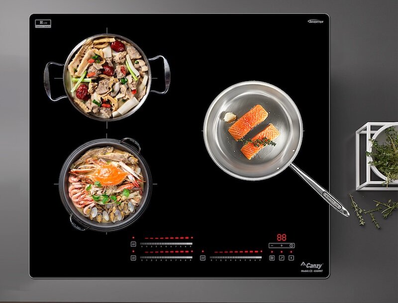 Bếp từ 3 vùng nấu Canzy CZ 656HNT được trang bị bảng điều khiển cảm ứng hiện đại